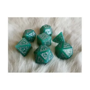 Поли-набор Реликварий Миликки — бледно-зеленые опалитовые кубики (7), Gem Stone Dice (Yaniir)