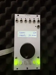 Модуль Eurorack JakPlagg uTest редизайн Mutable Tester