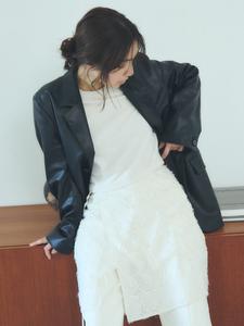 Укороченный толстовка с U-образным вырезом для торгового центра Miesrohe, цвет Wht[001]