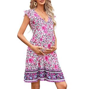 Платье миди для беременных с V-образным вырезом, короткими рукавами с оборками и цветочным принтом, струящееся. Clearflower, Purple
