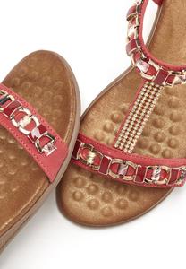 Босоножки на танкетке Vivance, красный