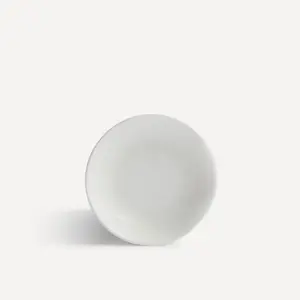 Маленькая круглая тарелка из костяного фарфора El Corte Inglés, белый