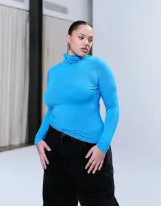 Синий персиковый топ с высоким воротником ASOS DESIGN Curve