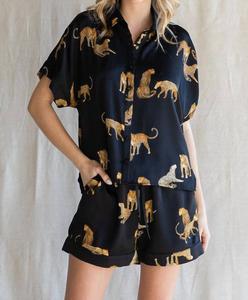 Комплект Party Animal из атласа с леопардовым принтом в черном цвете Jodifl