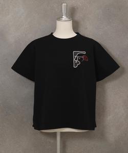 Стильный пуловер с вышивкой пайетками