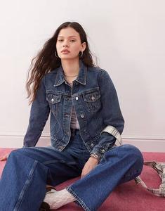 Джинсовая куртка-девушка Miss Selfridge цвета индиго