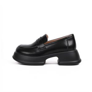 Лоферы женские черные Earl Cat, экрю