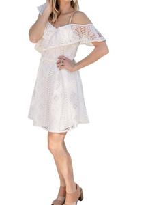 Christen асимметриное кружевное платье с одним плечом в белом цвете SUGARLIPS