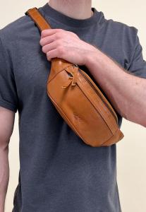 Поясная сумка SPENCER Gusti Leder, цвет haselnuss