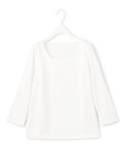 Стираемый топ из высококачественного трикотажа с U-образным вырезом.