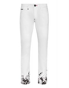 Джинсовые брюки с татуировкой супер прямого кроя Philipp Plein, цвет Summer Snow