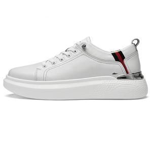 Kuding Скользоустойчивые амортизирующие дышащие низкие скейтерские кроссовки с увеличенной высотой для мужчин белые 6 см, цвет White 6CM