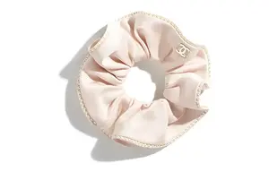 Шелковая атласная резинка для волос Women's Beige CHANEL
