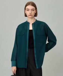 Рубашка с воротником-стойкой из прозрачной вуали, которую можно стирать.