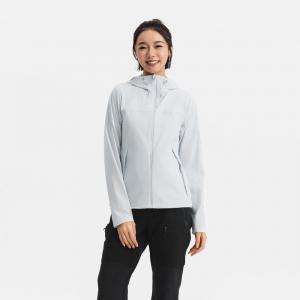 Женская солнцезащитная ветровка Quechua HELIUM 900