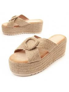 Сандалии Cusand бежевого цвета Montevita