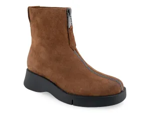 Aerosoles Фрэнсис Бути, Табачный Тан