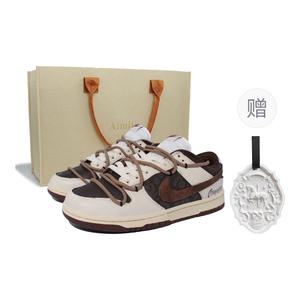 Dunk Firefly Forest, Wild Party Low top женские скейтборд кроссовки Nike, коричневый