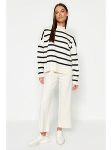 Пуловер trendyol, цвет weiß/schwarz