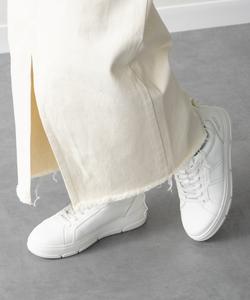 Кроссовки на толстой подошве с эластичными шнурками Tamaris, цвет Wh