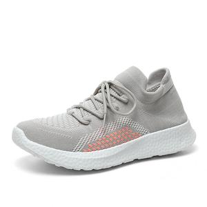 TONYBEAR Антискользящие и износостойкие легкие кроссовки Mid Top для мужчин - серые, цвет Gray