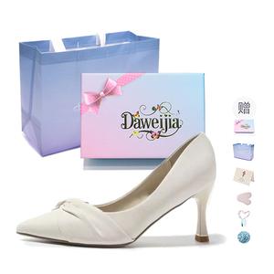 Dawei's house Дом Dawei Тонкие каблуки Высокие каблуки Женские Подарочный набор Экрю [Коробка с бантом] Подарок включен, цвет Ecru[Bowknot Box]Gift Included