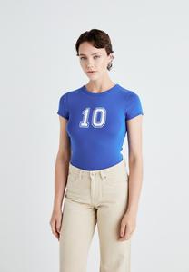 Футболка Gina Tricot TIGHT, Blue/White/Light Blue