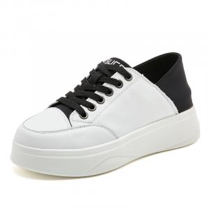 Bull charm Женские черные кроссовки