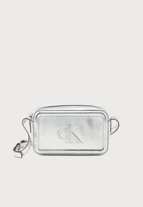 Сумка кросс-боди Calvin Klein BOLD CAMERA BAG, Silver-Coloured
