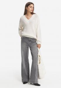 Джемпер Falconeri ULTRASOFT V-NECK, White/White