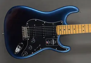 Fender American Professional II Stratocaster - Темная ночь с грифом из клена