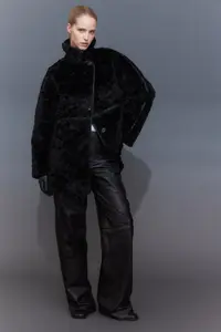 Пушистое пальто H&M, черный
