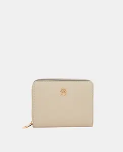 Средний кошелек кремового цвета с логотипом Tommy Hilfiger