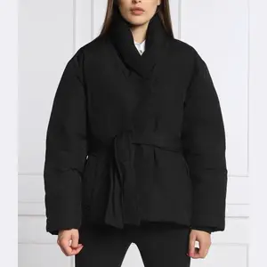 Пуховик стандартного кроя Calvin Klein, черный