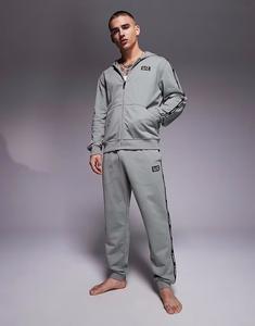 Джоггеры Armani EA7 с манжетами и логотипом в зеленом цвете