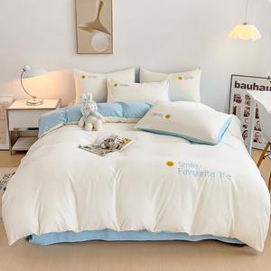Antarctic Комплект постельного белья из 7 предметов для кровати 1.5 м (пододеяльник, простыня на резинке, 2 наволочки, одеяло 3 кг, 2 подушки), цвет Your Smile - Cheese Blue