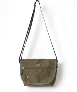 Водоотталкивающая сумка через плечо с вышитым логотипом Lee.