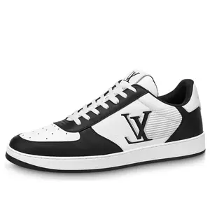 Кроссовки rivoli sneakers 'white with stripes and black logo' Louis Vuitton, белый