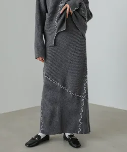 Случайная мягкая вязаная юбка