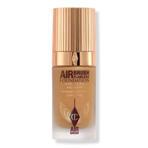 Безупречная тональная основа, нанесенная аэрографом Charlotte Tilbury, 11 Neutral (tan with neutral undertones)