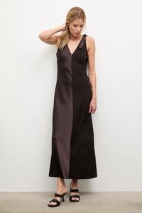 Платье Answear.Lab, коричневый