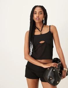 Топ ASOS DESIGN, связанный крючком, с халтер-воротником и отделкой бисером, черный