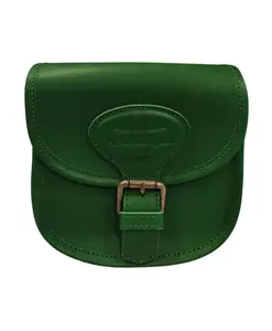 Зеленая кожаная женская сумка на пуговицах Napapijri, зеленый