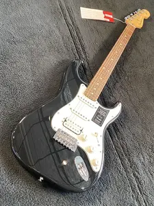 Fender Player Stratocaster HSS с накладкой из Пау Ферро 2018 года, черный #MX22048406 (8 фунтов 7,9 унций)
