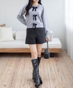 Вязаный топ с лентами, подобранными по цвету