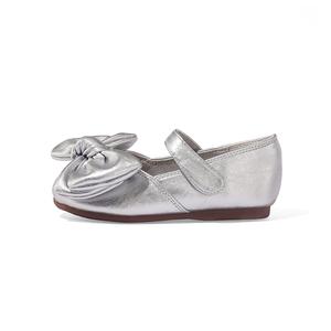 ABC DOUKIDS Нескользящие износостойкие детские кожаные туфли для детей ABCdoukids, серебряный