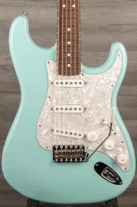 Fender Signature Cory Wong Stratocaster ограниченная серия, Daphne Blue