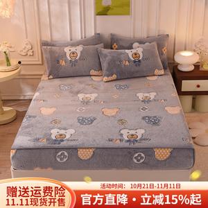 Boyang Простыня на резинке 90х200 см, зимний молочный вельвет, утепленный флис, дизайн Gentle Bear