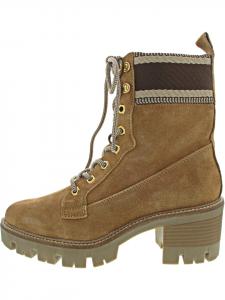 Tamaris Коричневые ботинки на шнуровке