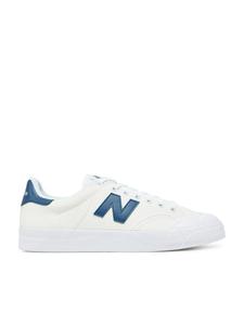 Кроссовки BB100 белого цвета New Balance